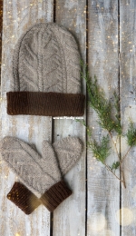Nutmeg Hat and Mitten Set by Rachel Brockman