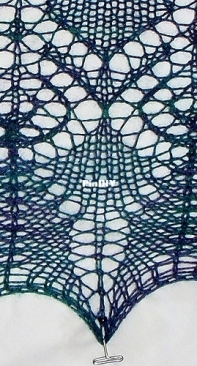 Ojo De Dios by Andrea Jurgrau (Bad Cat Designs & Jade Sapphire Exotic Fibers)