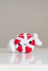 One Dog Woof - ChiWei Ranck -  Amigurumi Peppermint Candy - Free