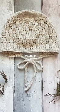 Butterfly Bonnet by Kelly Menzies