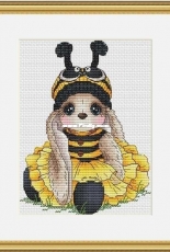 Bunny Bee by Svetlana Sichkar