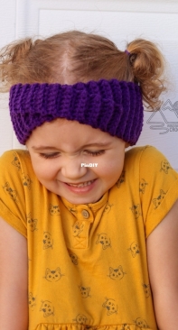 Winding Road Crochet - Lindsey Dale - Criss-Cross Crochet Ear Warmer - Free