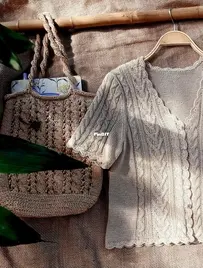 Hebe sweater