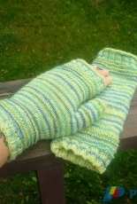 Striperidge Mitts by Denise Bein Kroll/ Purple Pansy Designs-Free