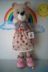 Valeria Bear