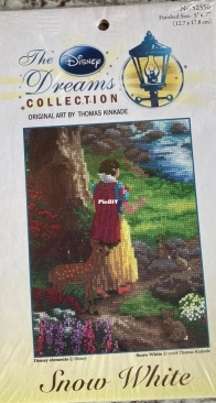 52550 Snow White 5x7 - The Disney Dreams Collection