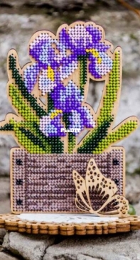 Wonderland Crafts - FLK-412 - Flower In A Crate