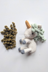 Topito de Luna - Sandra Bustabad - Monokë The Unicorn - Monokë das Einhorn - German