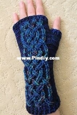 Rebeccas Stylings - Noelle Stiles - Mont-St.-Michel Fingerless Gloves