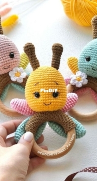Vinera Eyer - Crochet Street Pattern - Vinera Kapustkina / Oxana - Baby Butterfly Rattle - German