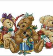 Dimensions 8693 Christmas Bears Tree Skirt XSD