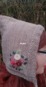 Diggle Pixie Bonnet by Nadine Dransfield