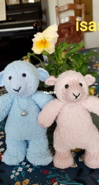 sheep in love