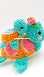 Tarturumies - Maria Bernadette Pozzi - Kami and Bri