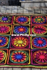 The Crochet Crowd - Michael Sellick - Flower Power Afghan - Free