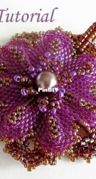 Ellad2 - Everlasting Flower Pendant