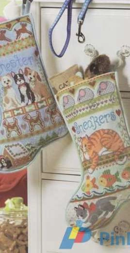 Puppy Stocking + Kitty Stocking from A Cross-Stitch Christmas - A Season To Remember 2010 XSD