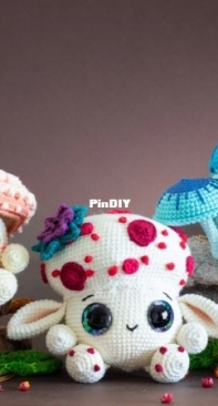 Lyra Lune Designs - Lyra Lune - Mushroom Trio III