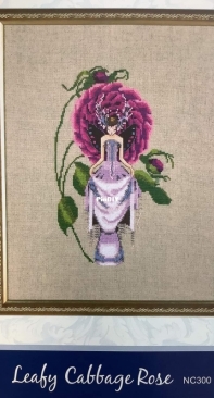 Nora Corbett NC 300 Leafy cabbage rose