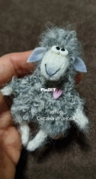 Mini sheep - Oxana Ipanova - Russian