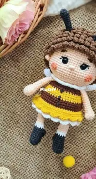 Galaxy Knitted Toys - Galina Veremeenko - Little Bee