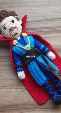 Amigurumi Art Crochet - Susana de Rivero - Doctor Stranger  - Doutor Stranger -   Portuguese - Translated