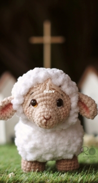 Rô Amigurumi - Rosâne Spera - Lamb - Agnus o Cordeirinho de Deus - Portuguese