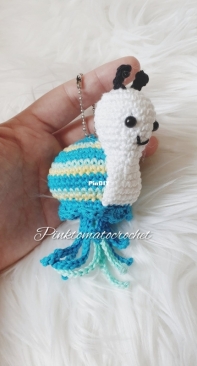 Pink Tomato Crochet - Josephine Laurin - Mini Snail Jelly Friends