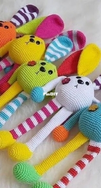 Tubimark - Tuğba Yıldız - Striped Bunny - Gestreiftes Häschen - German - Translated - Free