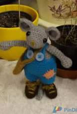 Mouse by Carola Herbst