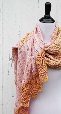 Floret wrap by Amanda Scheuzger