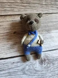 Knitting Dog