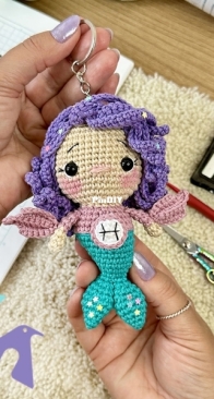 Ateliê Pingouin - Josi Sena @josisenacroche - Pisces zodiac keychain collection - Chaveiro Peixes Coleção Chaveiros de Signos (Portuguese) (Free)