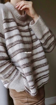 Structure Loop Sweater by Maja Kløvdal - Other Loops - Russian