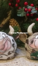 Bulls in the technique of Primed textiles