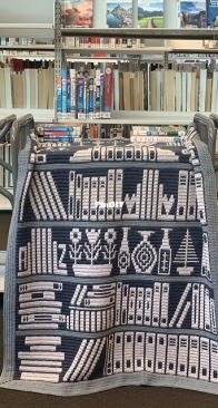 Zigz Crochet - Wendy Thompson - Mosaic Bookcase Extended Version