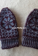 Rebeccas Lemon Mittens by Jessica Wirthig-Free