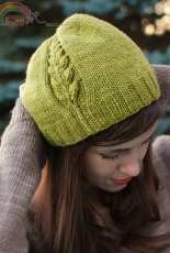 Perennial Beanie by Alana Dakos