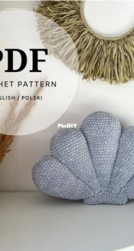Ale Makaa - Ale Maka - Alemaka - Aleksandra Maka -  Seashell Pillow
