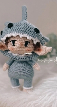 Mrs Geegees Handmade - Gabriele Keppeler - Sharky Elf