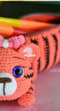 Bobrik Toys - Natalia Bober - Baby Tiger the Pencil Case