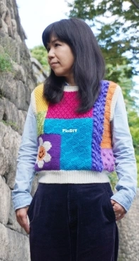 Happy Sunshine Scrappy Vest by Stitchlogue - Calista Yoo - Free