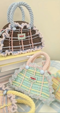 Nano Leung - Small Cake Purse - Chinese - Free