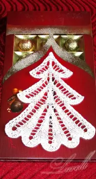 Christmas Tree by Larisa Valeeva - English, Russian - Free