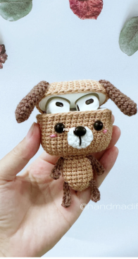 Handmadify - Handmade Tranggtrangg - Trang Minh/Nguyen - Puppy Airpods Case Cover