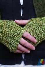 Festivus Fingerless Mitts by Melissa Kelenske/woolandhoney-Free