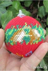 pearl Christmas ball