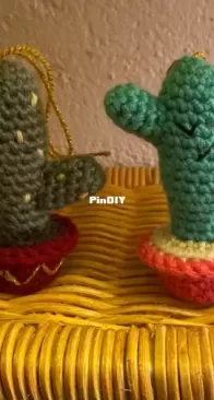 Hooksandhabits - Liz H. - Cactus Ornament  - Free