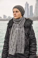 Gallivant Scarf by Pelykh Natalie - English, Russian