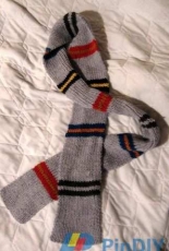Muggle-Proof Scarf by Abbie Tilden/ Rush Hour Knitting-English-Free